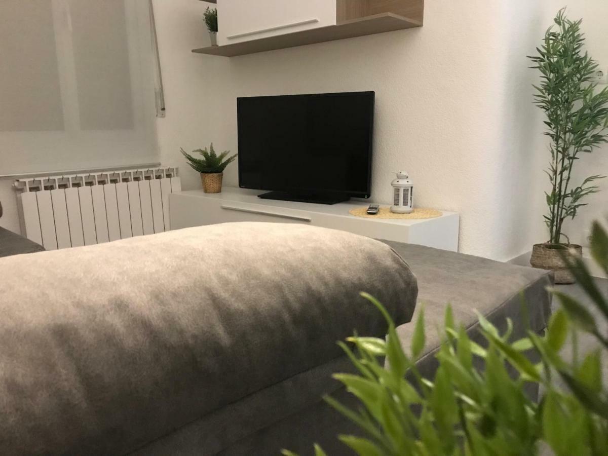 Apartamento Del Sueno Con Aire Acondicionado Logroño Kültér fotó